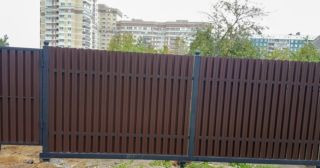 Купить распашные ворота из штакетника Темрюк, цена от 2720 руб.